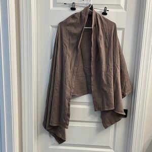 Pact Brown Wrap